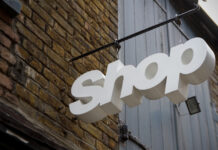 Choisir la bonne enseigne pour sa boutique Comment bien utiliser son enseigne pour sa boutique